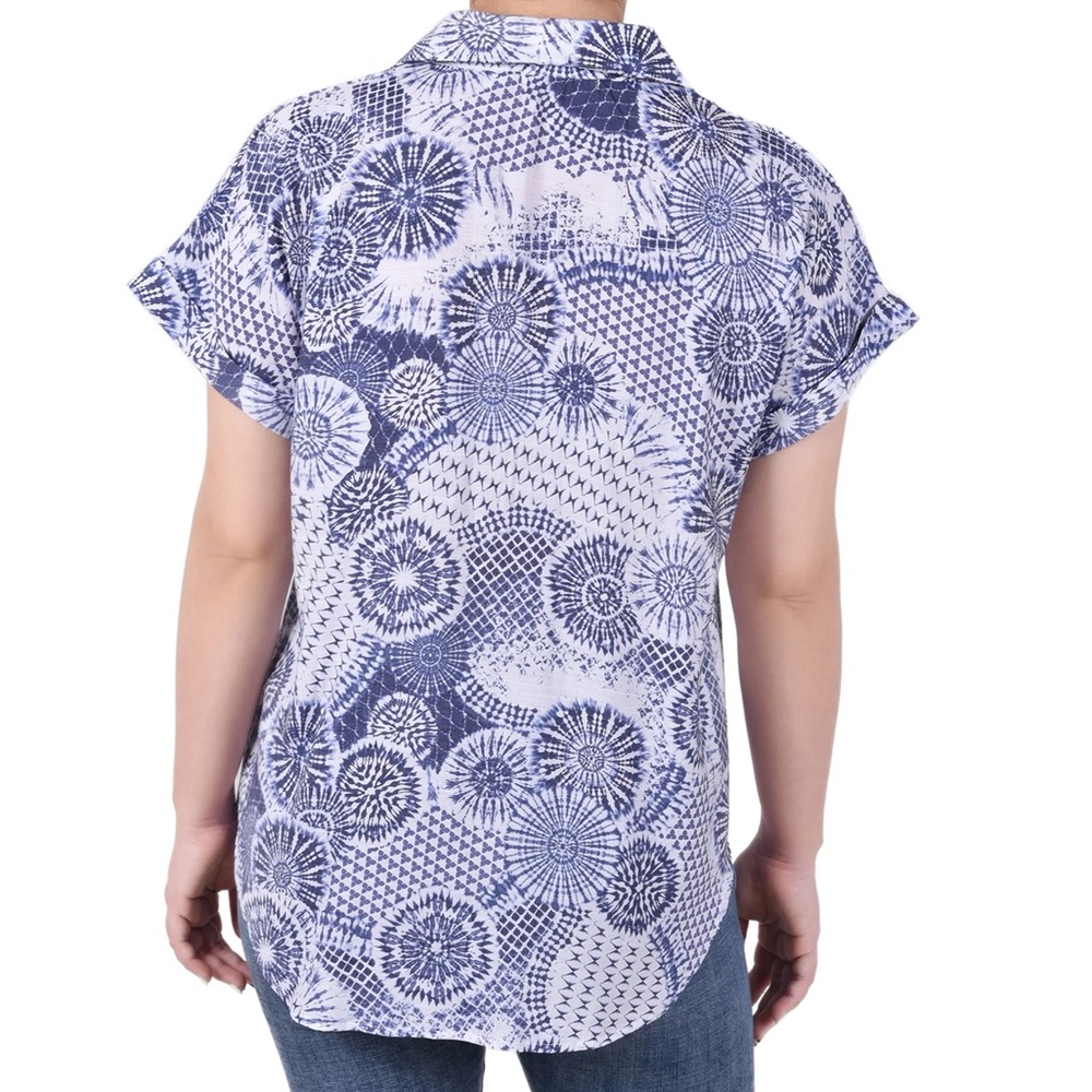 🚨New NY Collection Women's Petite Printed Pintuck Top - Picture 3 of 5